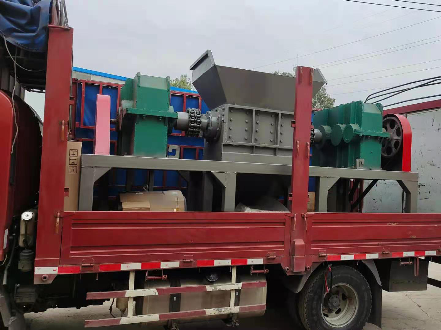 800重型撕碎機(jī)發(fā)貨河北